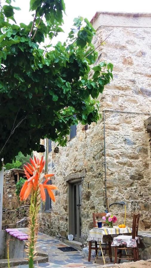 Casa Pappadiana Traditional Stonehouse Villa Kefálion Exterior foto